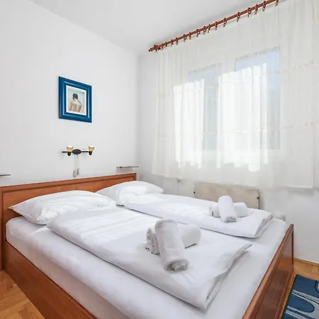 דירה Bruna קוסטרנה