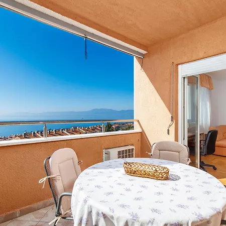 Bruna קוסטרנה